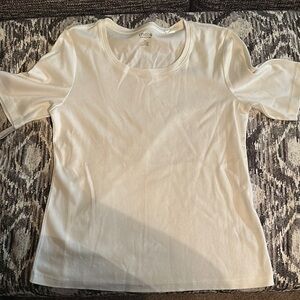 Chico's Cream Crew Neck Short Sleeve T-Shirt
